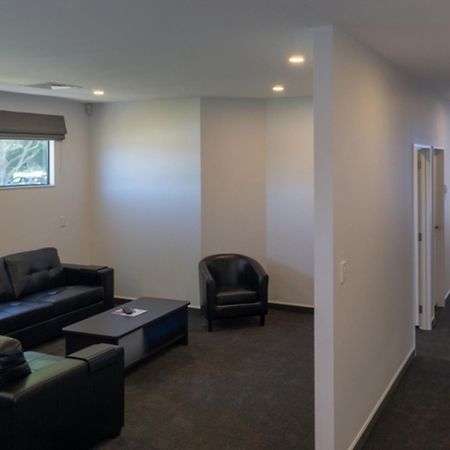 Durham Court Motor Inn Тауранга Екстер'єр фото