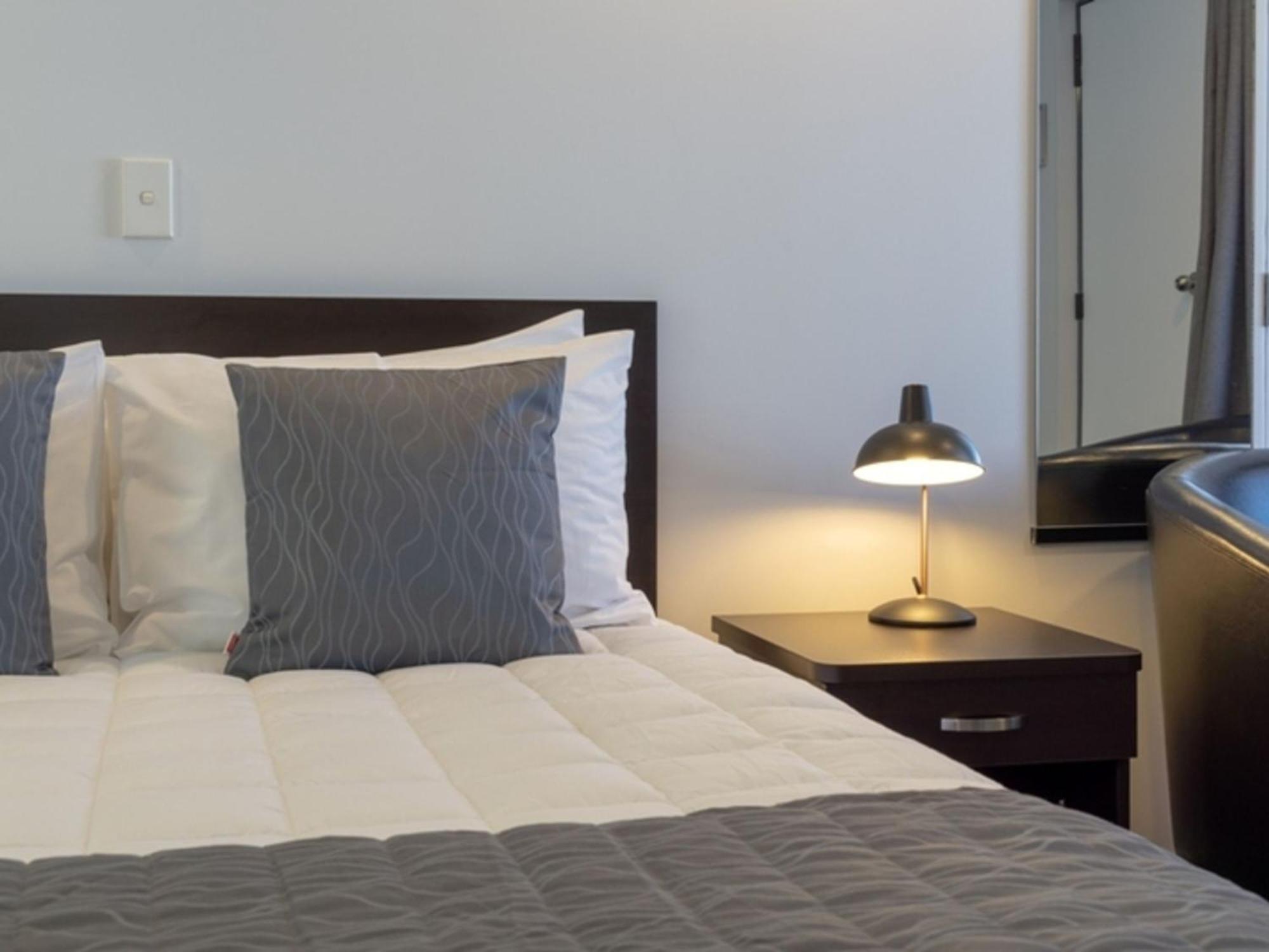 Durham Court Motor Inn Тауранга Екстер'єр фото
