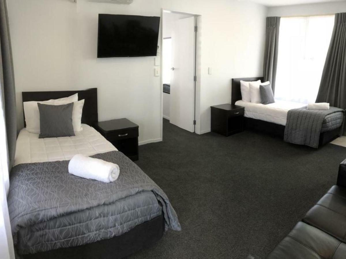 Durham Court Motor Inn Тауранга Екстер'єр фото