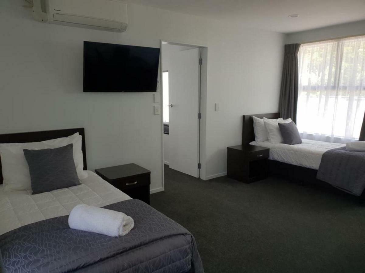 Durham Court Motor Inn Тауранга Екстер'єр фото